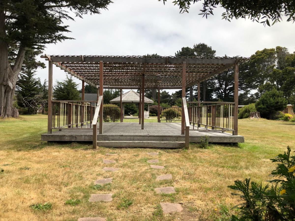 Pine Beach Inn Fort Bragg Esterno foto
